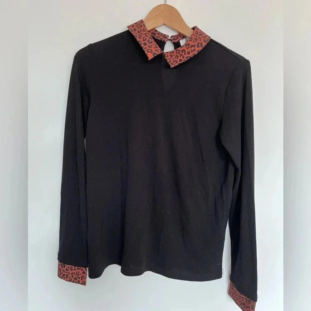 🍂 Simons Black Long Sleeve Top w/ Leopard Print Collar and Cuffs S fits M - Picture 5 of 11